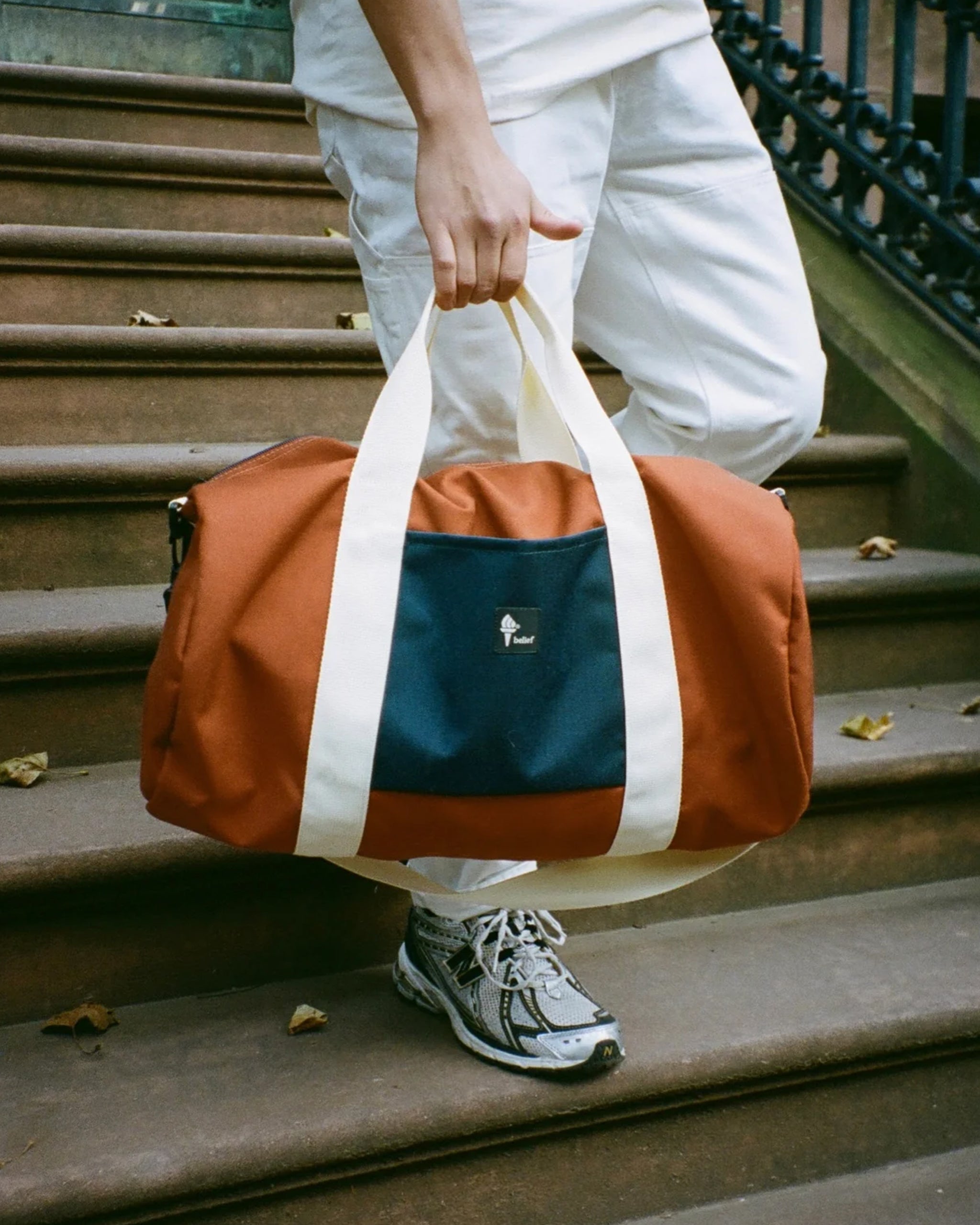 Weekend Duffle - Terracotta/Navy